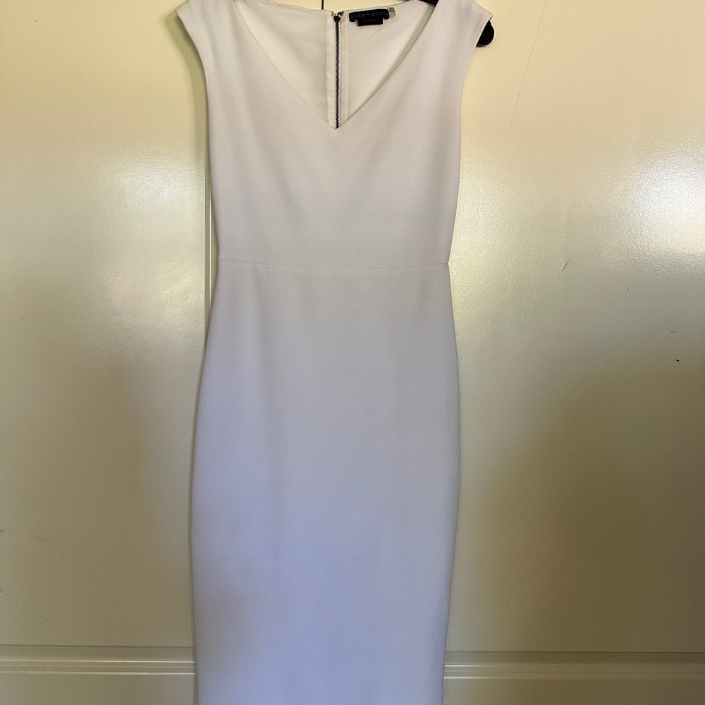 Alice + Olivia Elegant White Midi Dress